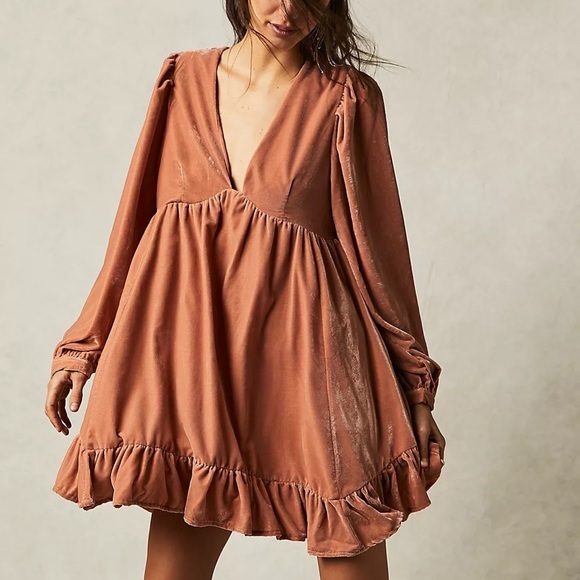 Free People Dresses & Skirts - FP Estella Velvet Mini Dress NWT
